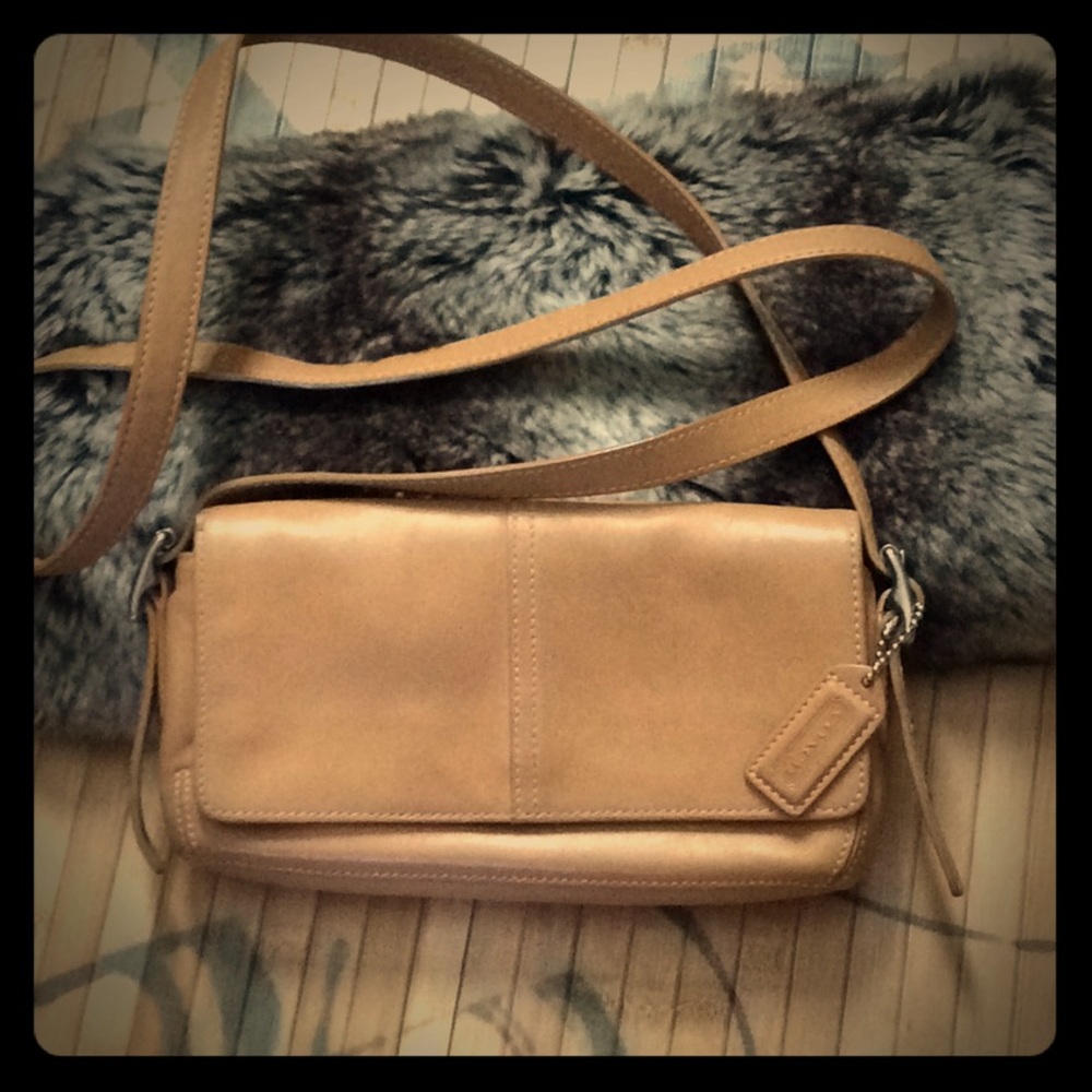 Cassidy Crossbody - Camel